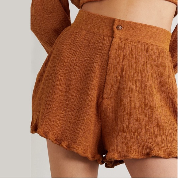 NWT Savannah Morrow The Label Vea Blouse and Verita Shorts in Papaya Size XS - Picture 5 of 13